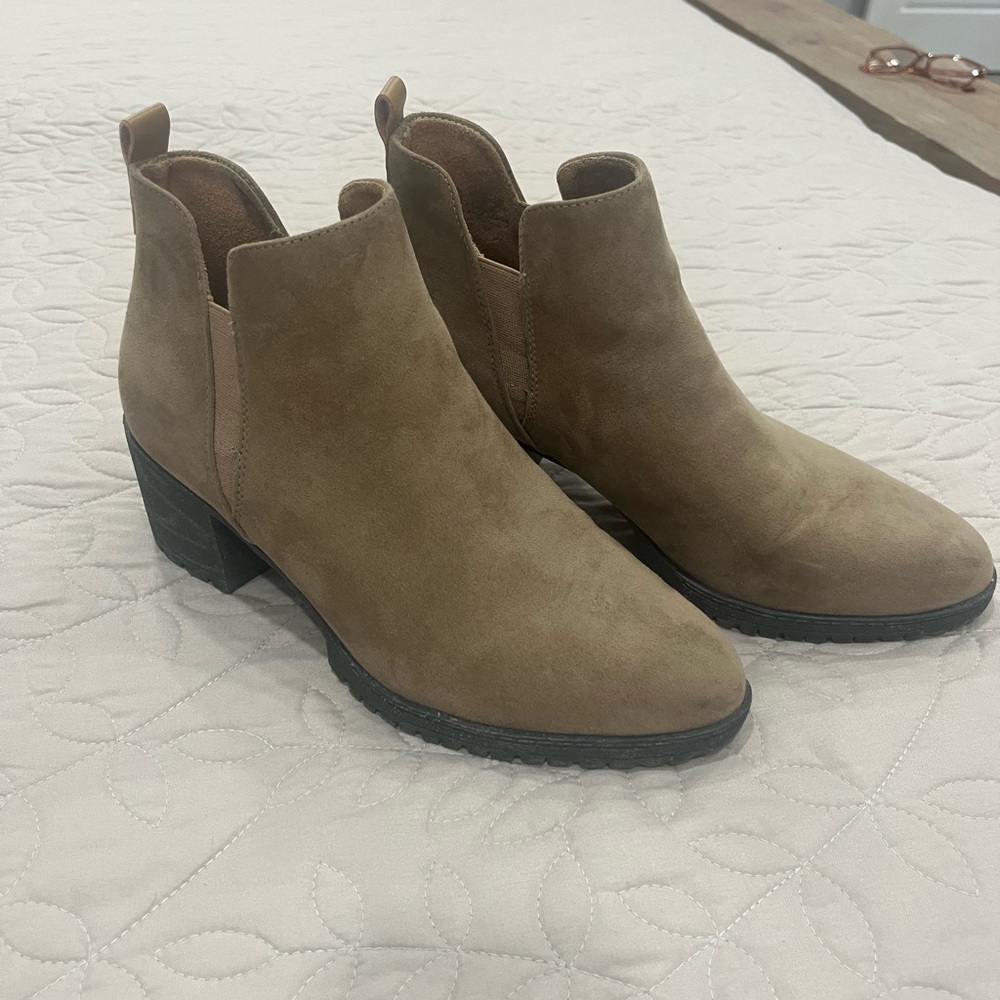 Dr. Scholl's Brown Chunky Heel Booties
